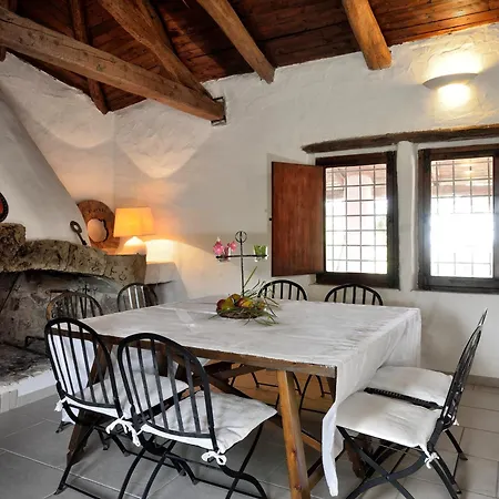 Fiori 1 Holiday home *